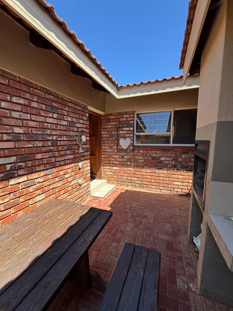 3 Bedroom Property for Sale in Camelot Northern Cape